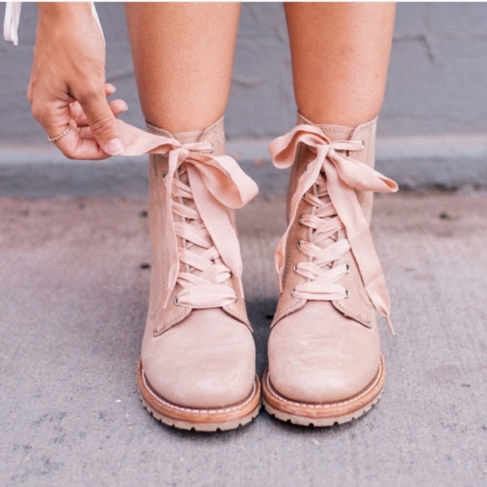 SOLD Gal Meets Glam x Frye Sabrina Glam Boots